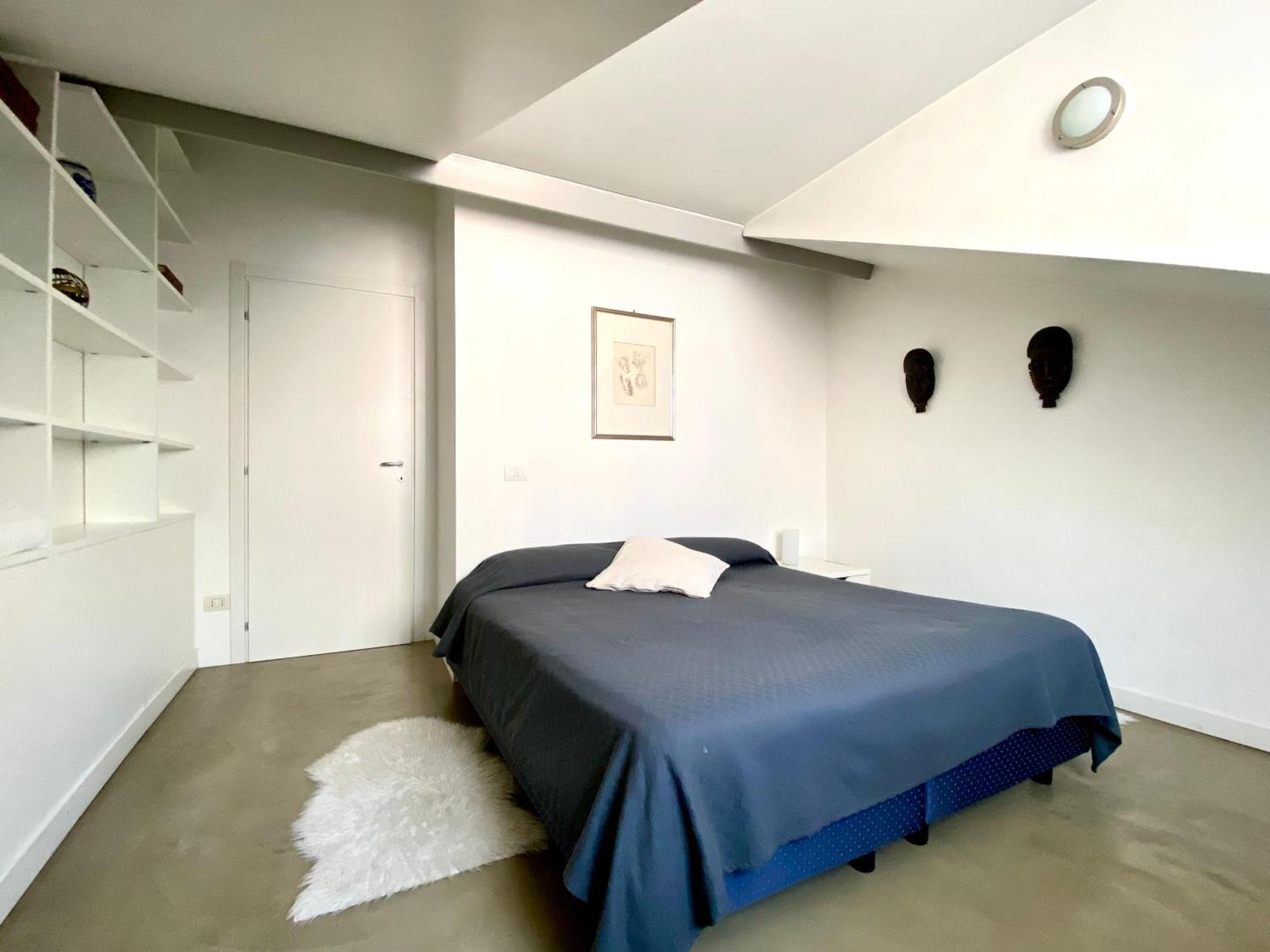 Sant Ambrogio Courtyard Room In Shared Flat Milan Exterior photo