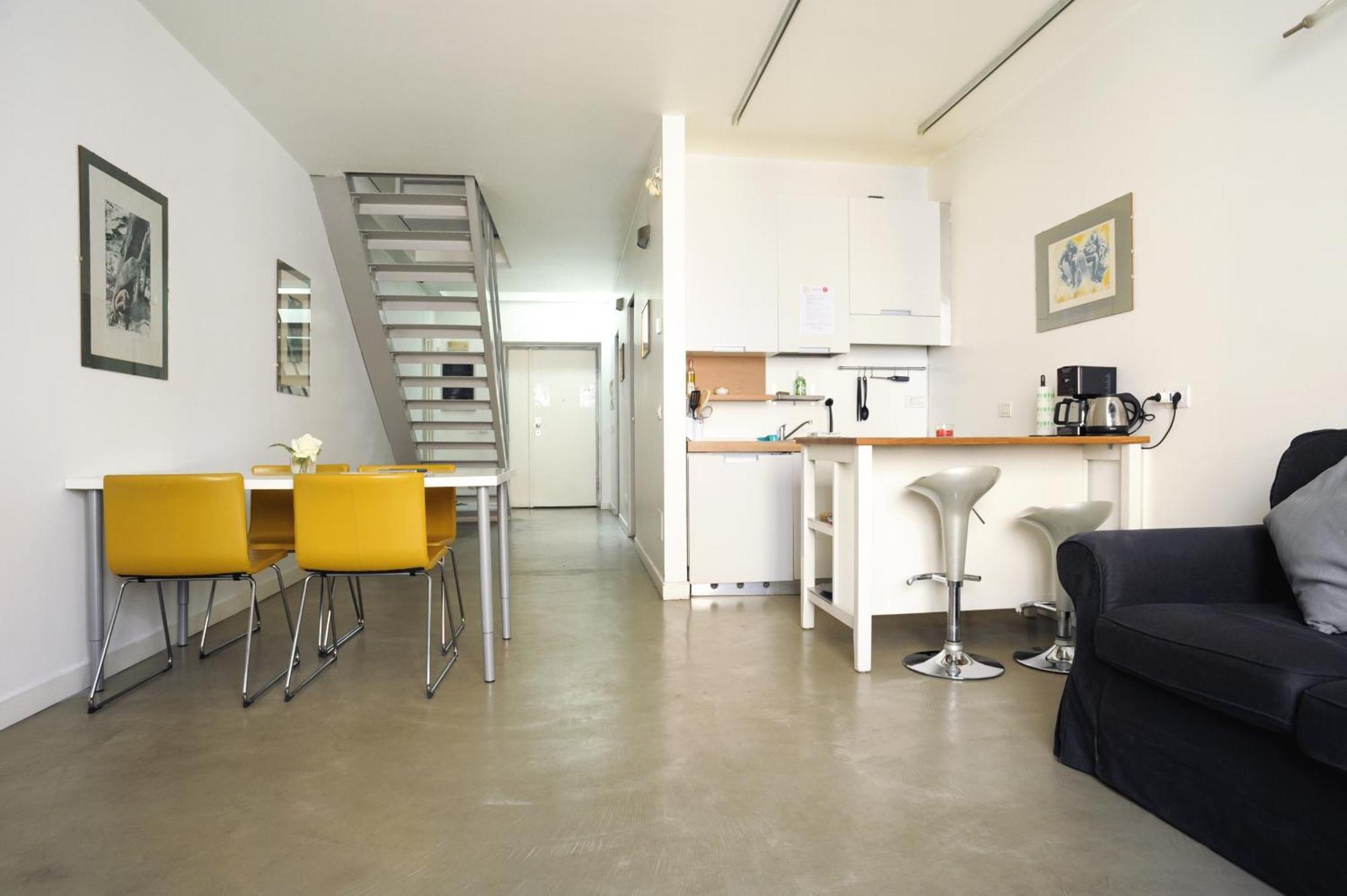 Sant Ambrogio Courtyard Room In Shared Flat Milan Exterior photo
